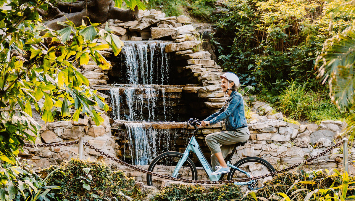 RadPower Bikes RadCity 5 Plus vs. Aventon Pace 500